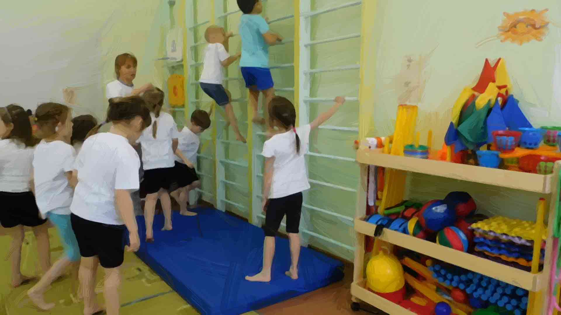 Начало занятий средняя группа. Физкультурное занятие в средней группе. Физкультура в детском саду средняя группа. Занятие по физкультуре в средней группе. Физра в средней группе.